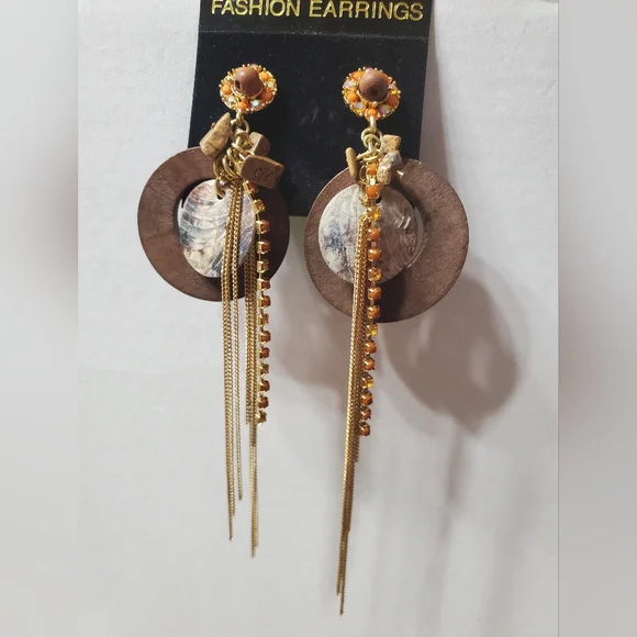 📣📣 2 Pairs/$12 📣📣 Elegant Brown and Gold Dangle Earrings - Picture 2 of 4